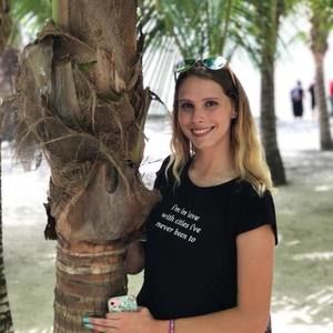 Meet your Posher, Katherine